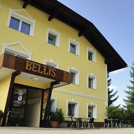 Bellis Hotel Санкт-Урбан Экстерьер фото